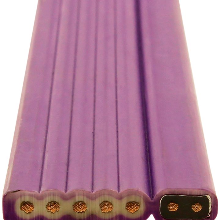 1023577