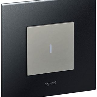 1025458