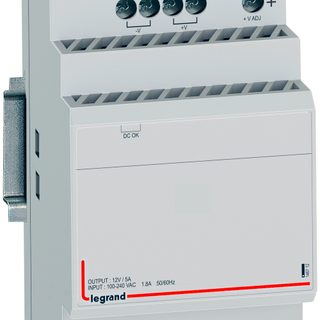 1025871