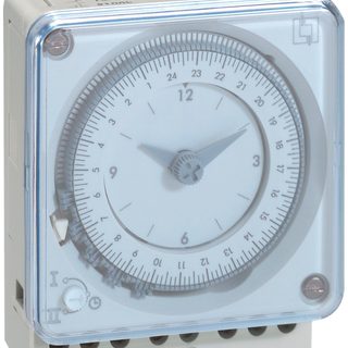 1025963