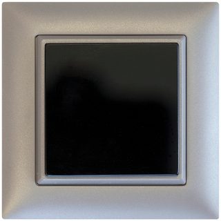1086008