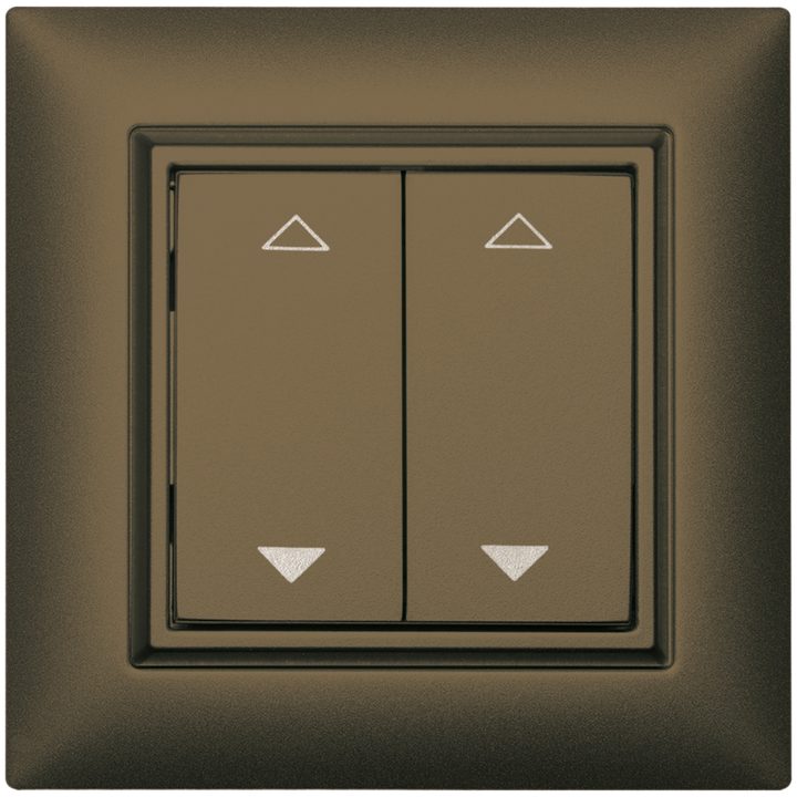 1086301