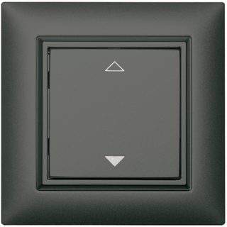 1086312