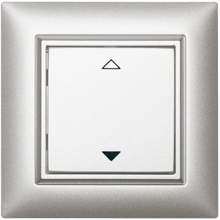1086319